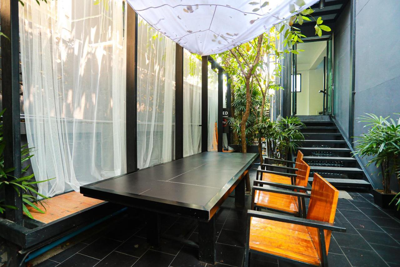 Hotel Bed Phrasingh-Adults Only Chiang Mai Zewnętrze zdjęcie